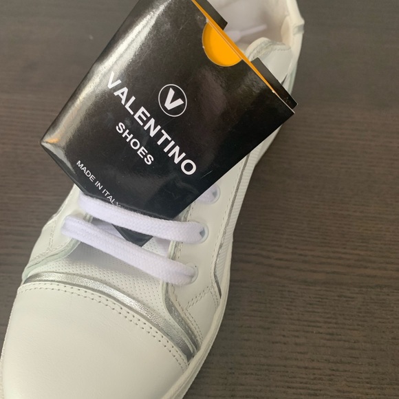 Selling brand new Authantic Valentino shoes. Perfect condition.Serious buyer plz - Picture 10 of 10